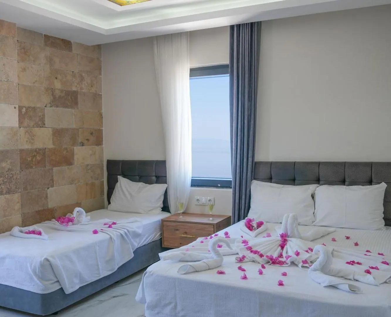 קוסדסי Bianco Beach Hotel